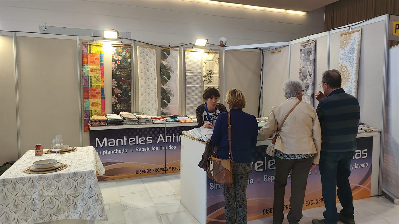 Expositor — Mantel Antimanchas