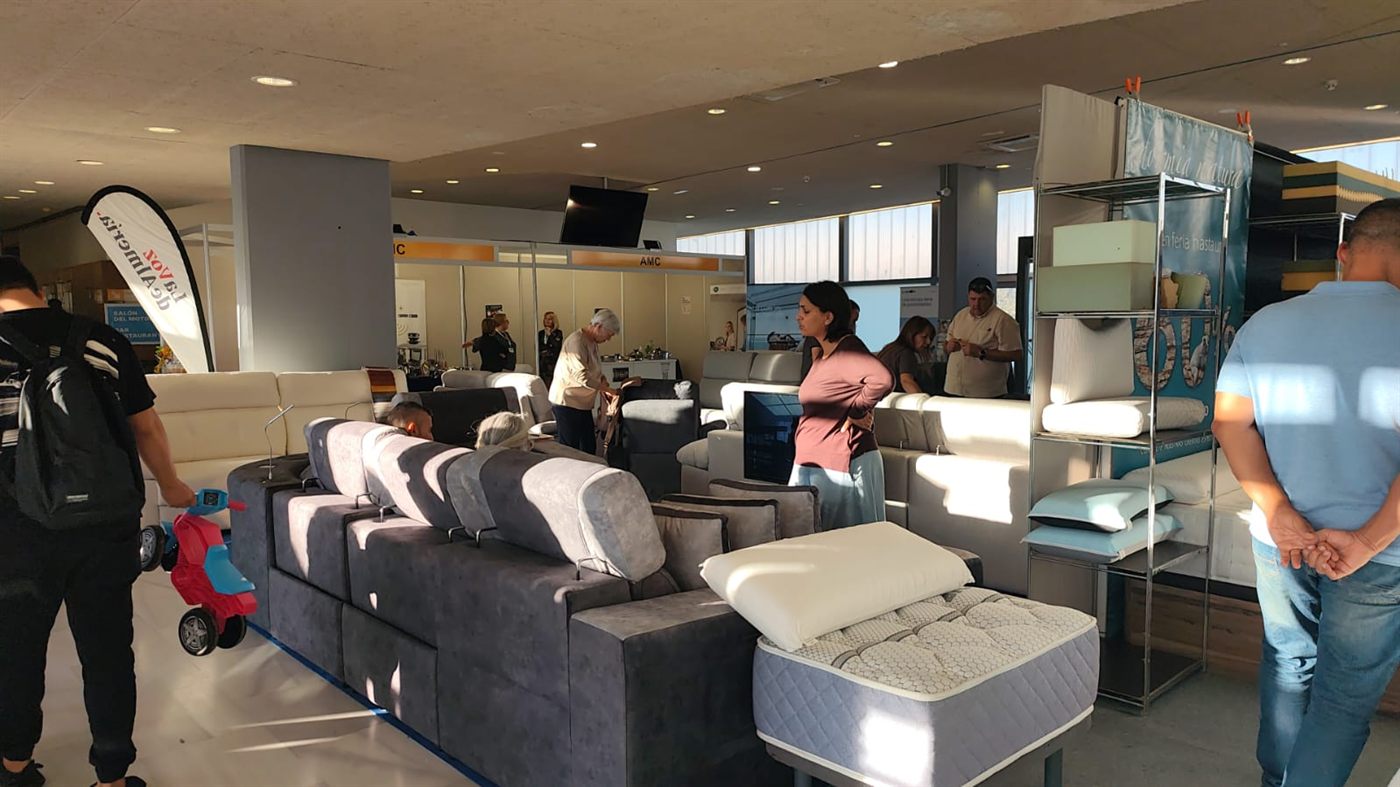 Stand — Cima Sofas